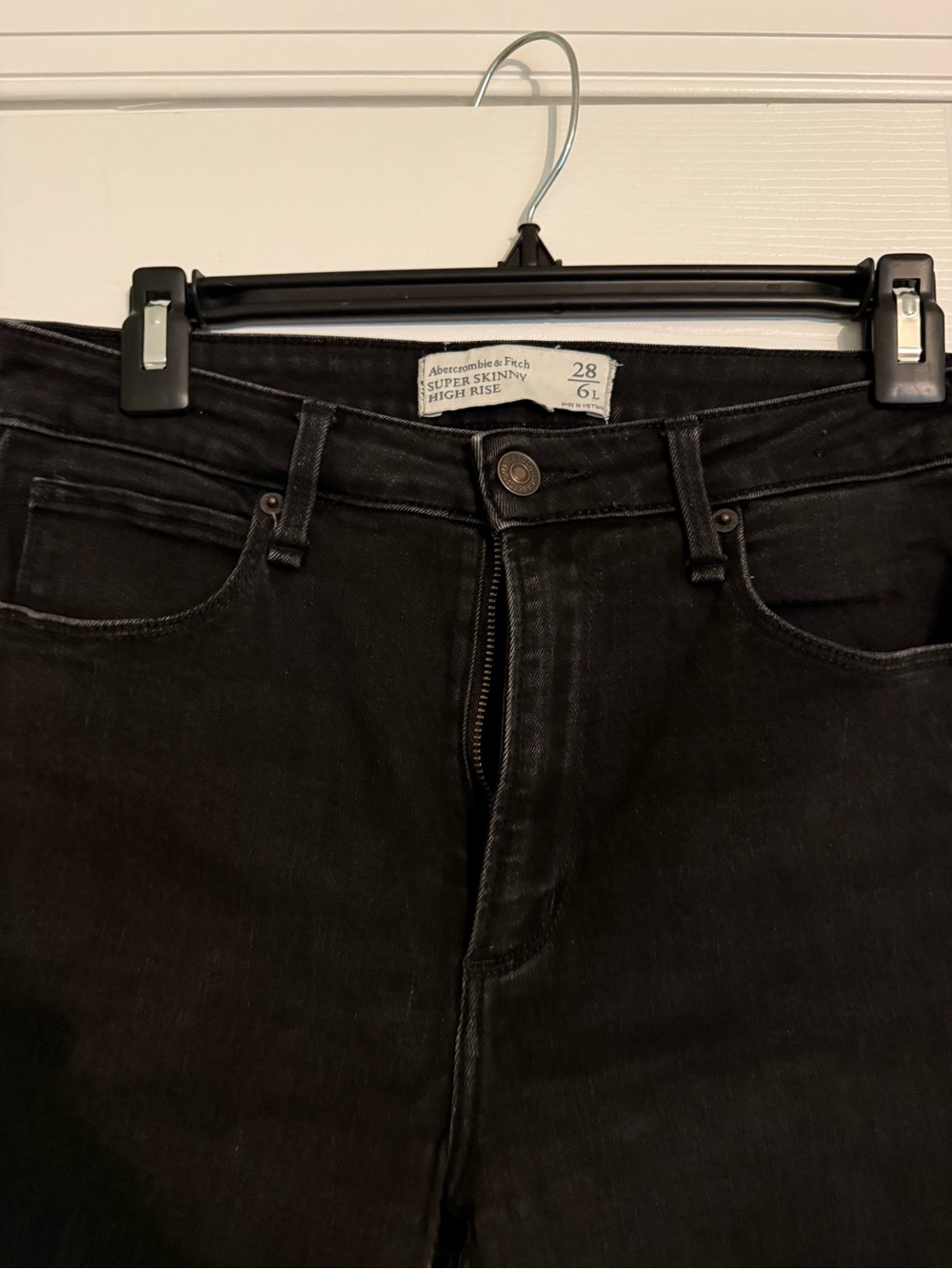 Abercrombie & Fitch Black Skinny High-Rise Jeans